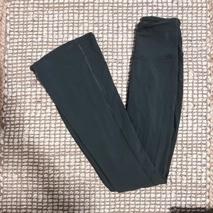 Lululemon Groove Super High Rise Leggings